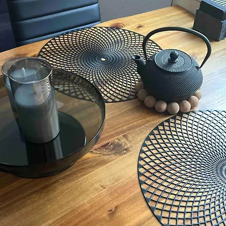 Schoene 2 In هويزنشتام